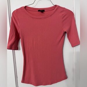 Short sleeve coral tee by Willi Smith, S